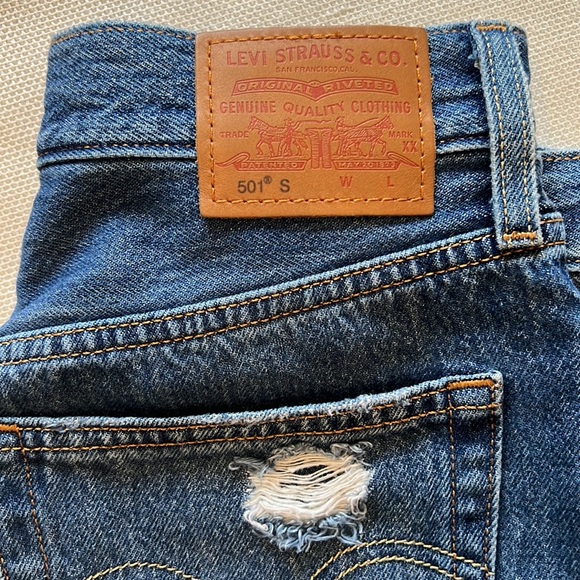 Brand new Levi’s . Perfect condition never worn. Too small for me. - Picture 2 of 6
